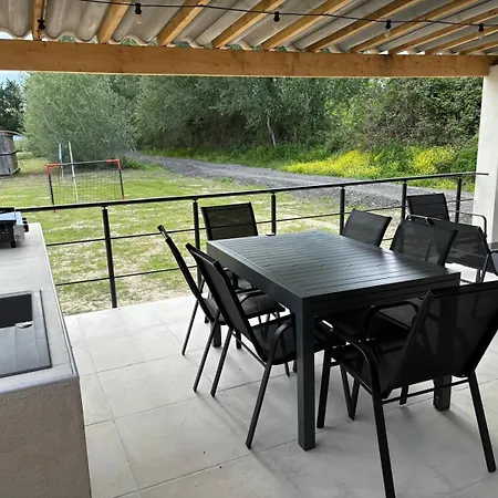 Location De Vacances En Campagne Avec Acces Piscine Beaucaire  Exterior photo
